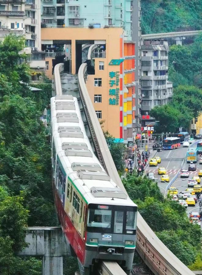 庆亲子游4日攻略及费用 跟团怎么玩麻将胡了重庆4日游带孩子多少钱 重(图2)